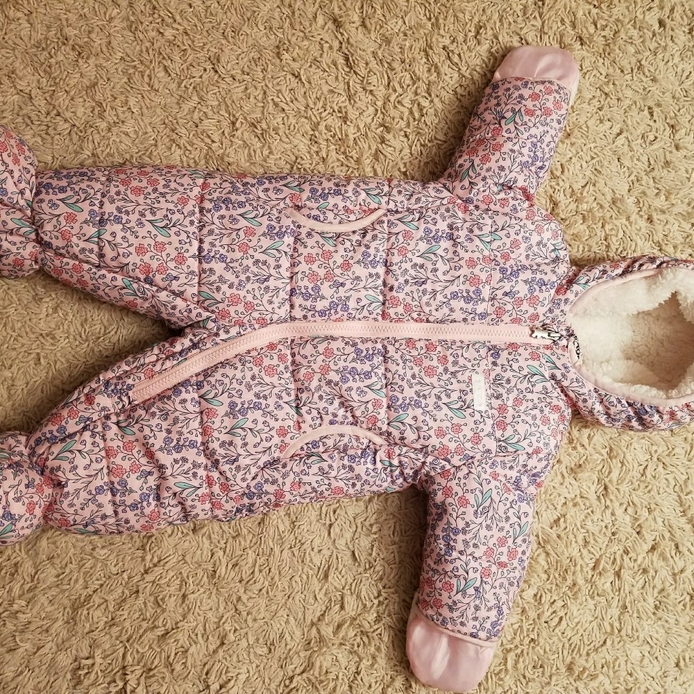 Oshkosh snow suit